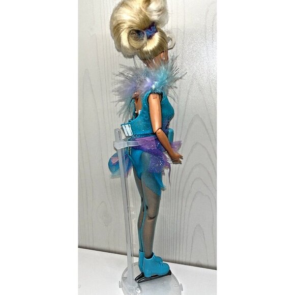 Barbie USA Olympic Ice Skater Figure Skating Doll Mattel Vintage 1997 - Picture 6 of 16
